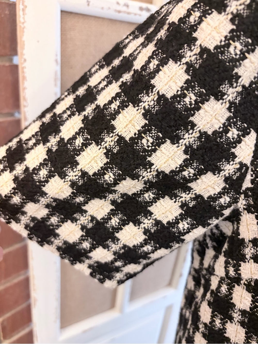 VOY Plaid Tweed Shift Dress Gold Metallic Threads Woven Thru Black & Ivory S NWT - Picture 4 of 13